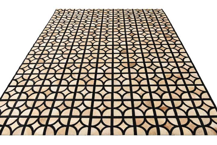 8' 2 x 10' Cowhide Leather Rug