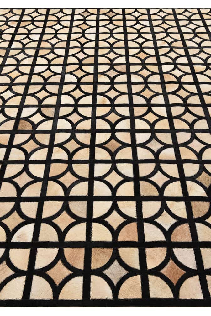 8' 2 x 10' Cowhide Leather Rug
