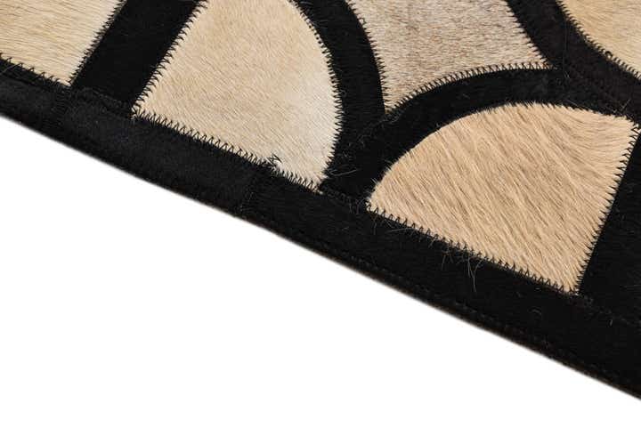8' 2 x 10' Cowhide Leather Rug