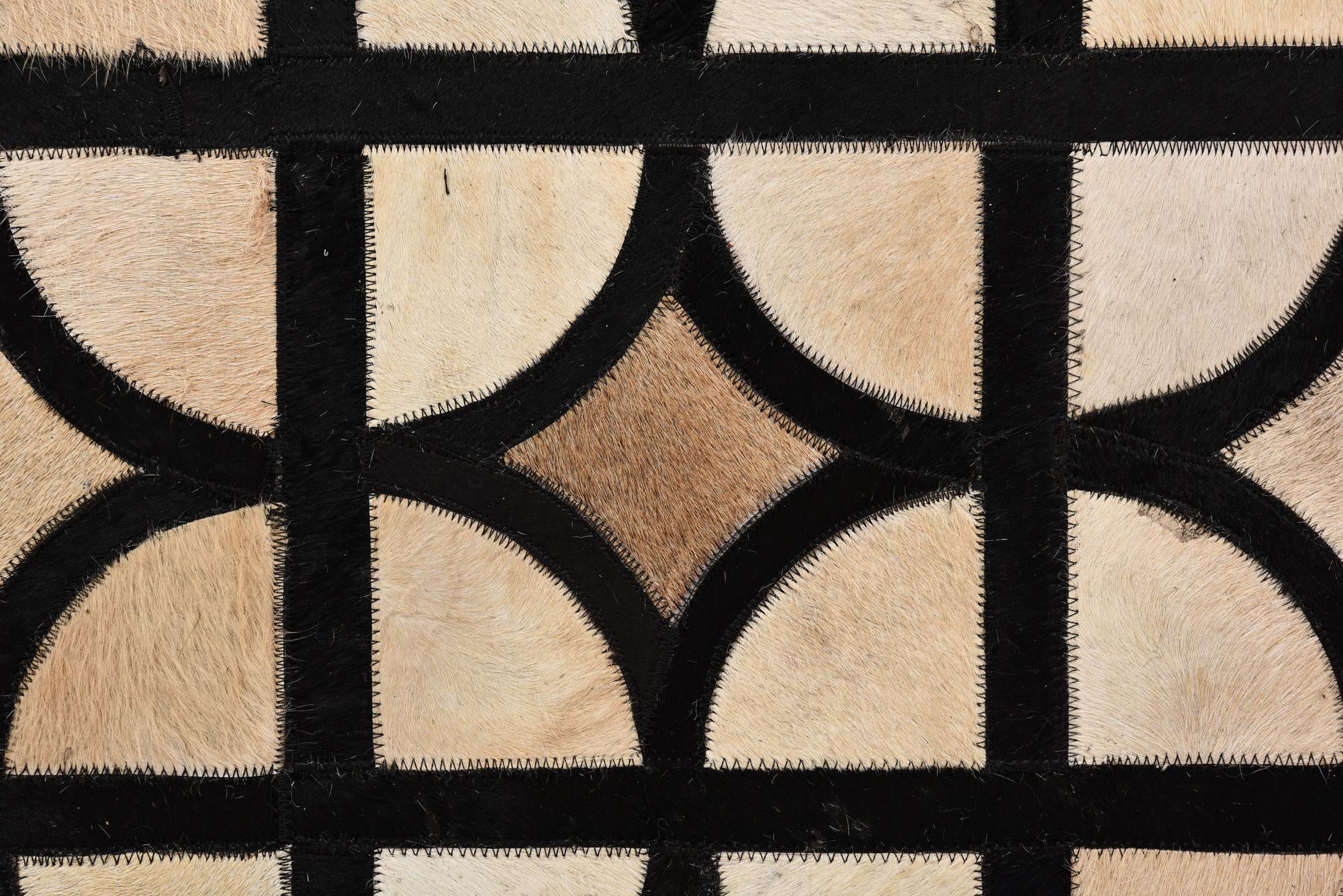 8' 2 x 10' Cowhide Leather Rug