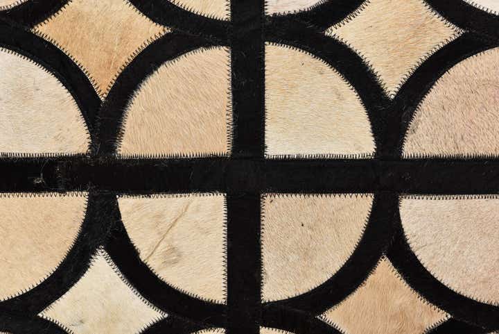 8' 2 x 10' Cowhide Leather Rug