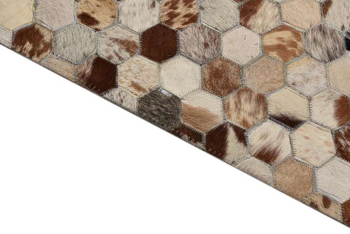 8' 1 x 10' Cowhide Leather Rug