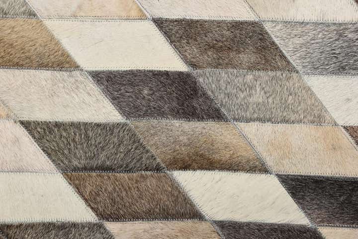8' x 9' 10 Cowhide Leather Rug