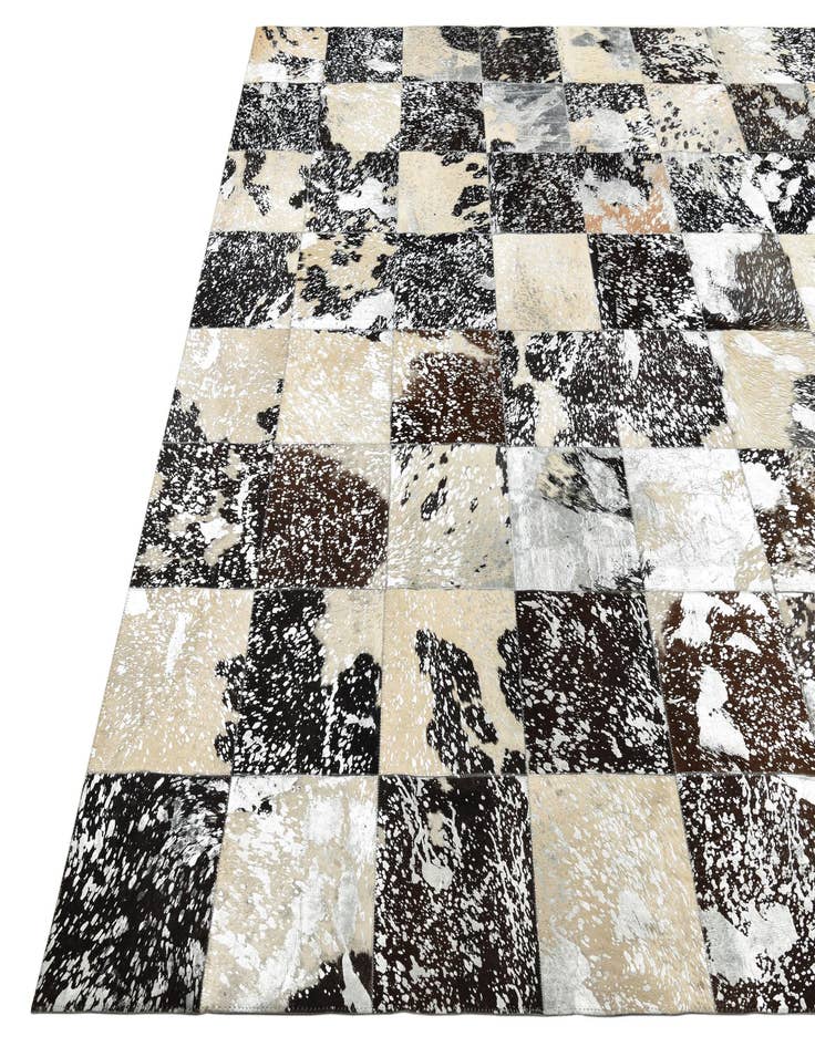 Detail image of 8' 1 x 10' 1 Cowhide Leather Rug