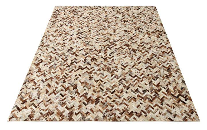 8' 1 x 10' Cowhide Leather Rug