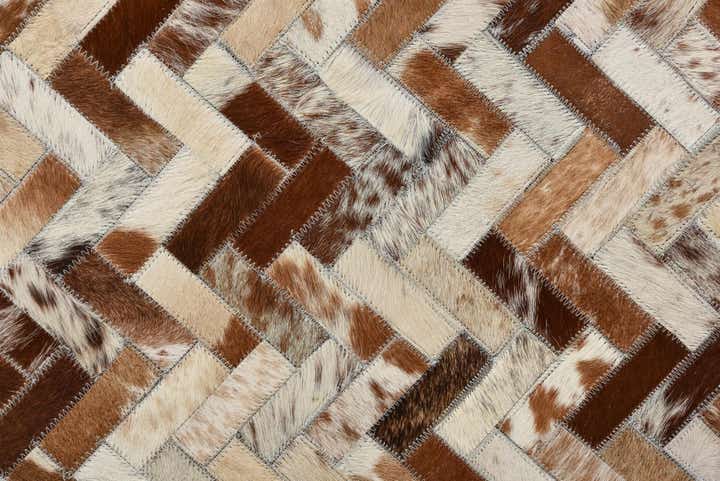 8' 1 x 10' Cowhide Leather Rug