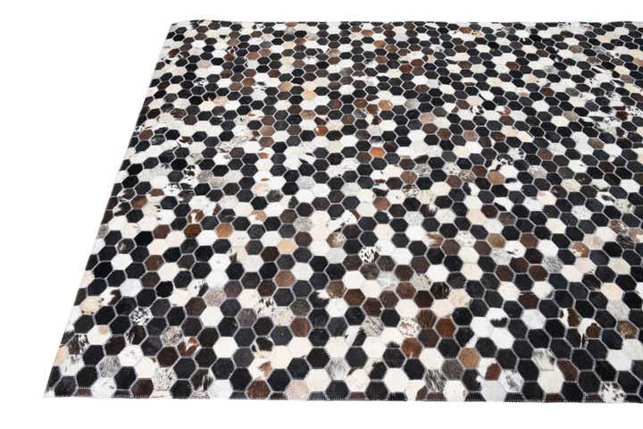 5' 1 x 8' Cowhide Leather Rug