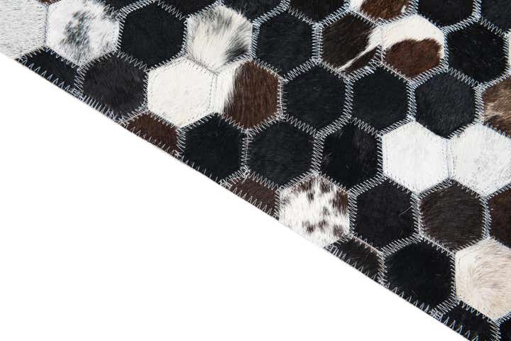5' 1 x 8' Cowhide Leather Rug