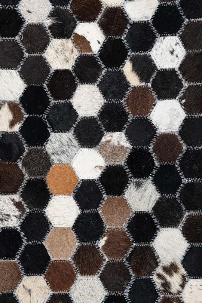 5' 1 x 8' Cowhide Leather Rug