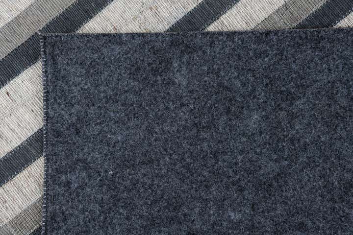 5' 1 x 8' Cowhide Leather Rug