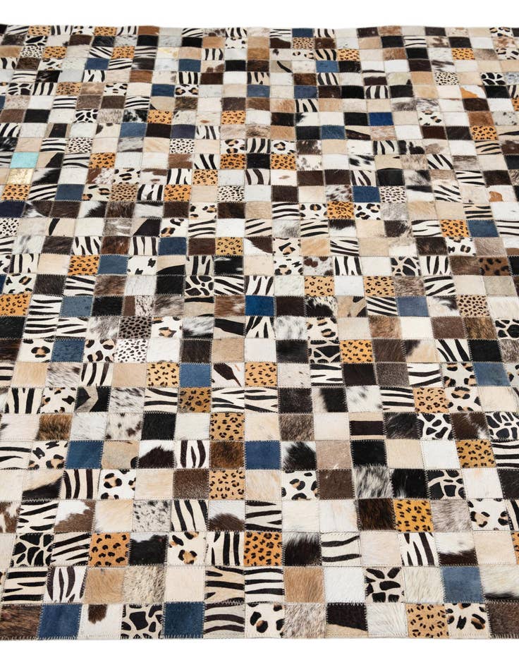 Detail image of 5' x 7' 10 Cowhide Leather Rug