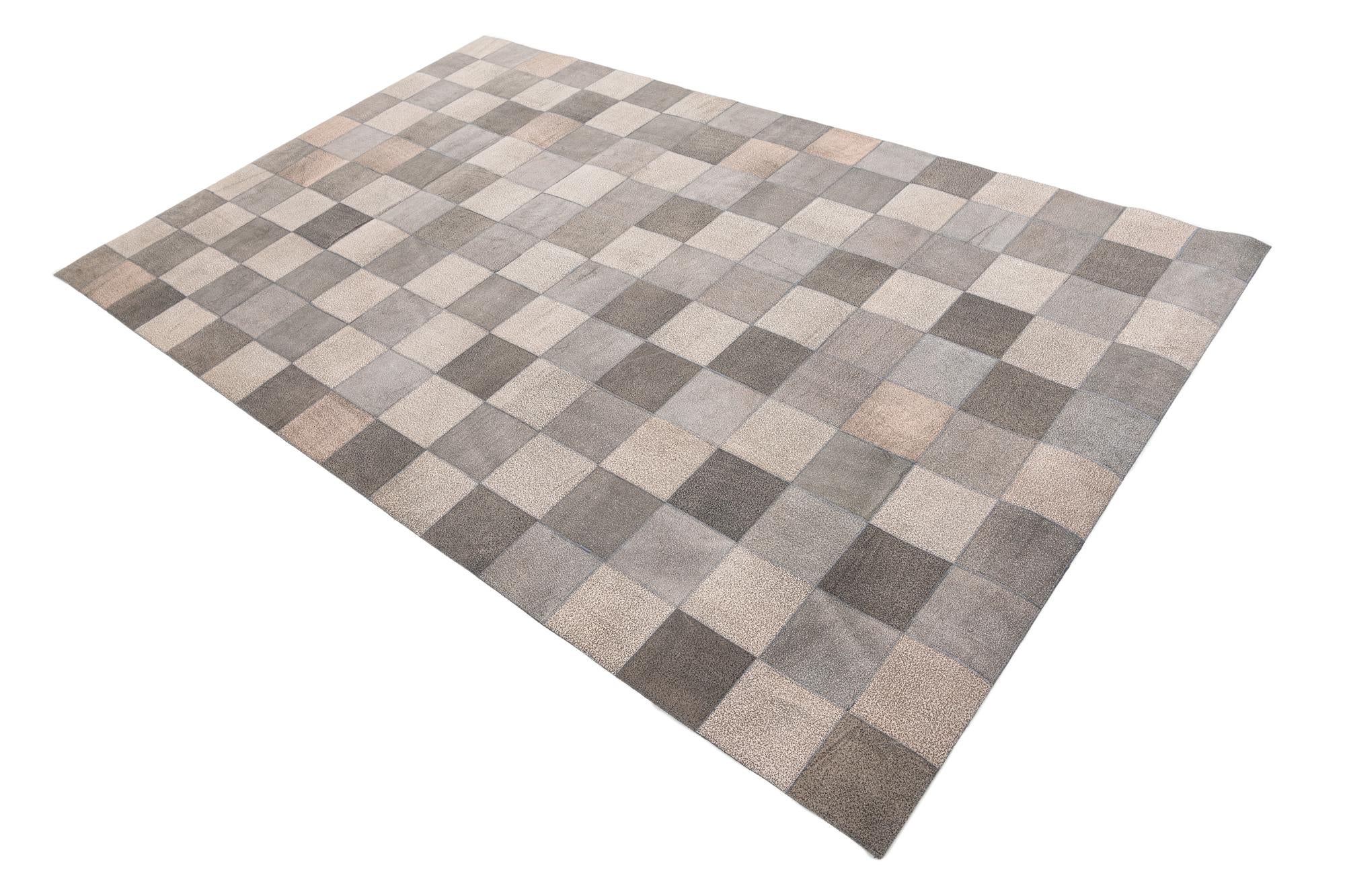 5' x 7' 9 Cowhide Leather Rug