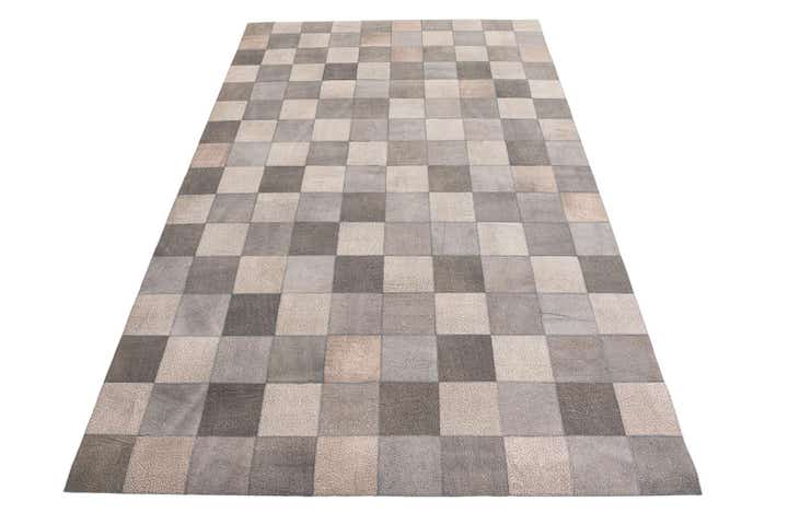 5' x 7' 9 Cowhide Leather Rug