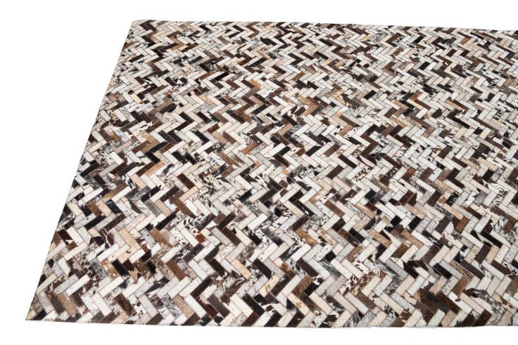 Detail image of 5' x 7' 10 Cowhide Leather Rug