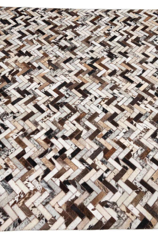 5' x 7' 10 Cowhide Leather Rug