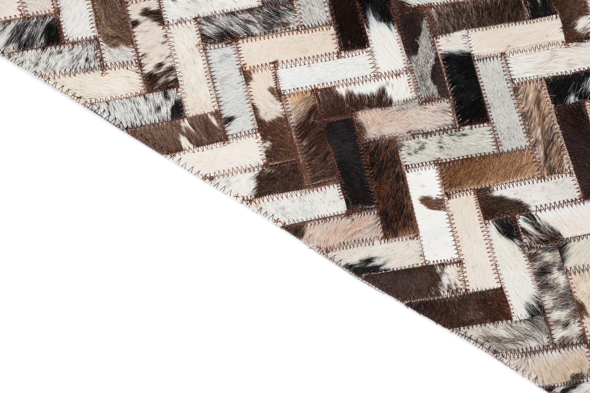 5' x 7' 10 Cowhide Leather Rug