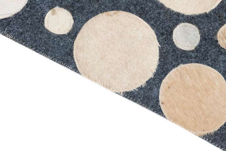 5' x 7' 10 Cowhide Leather Rug