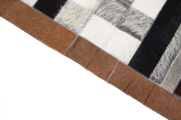 5' x 8' Cowhide Leather Rug