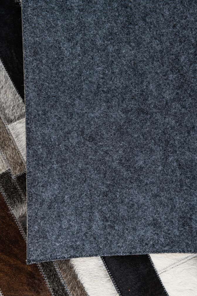 5' x 8' Cowhide Leather Rug