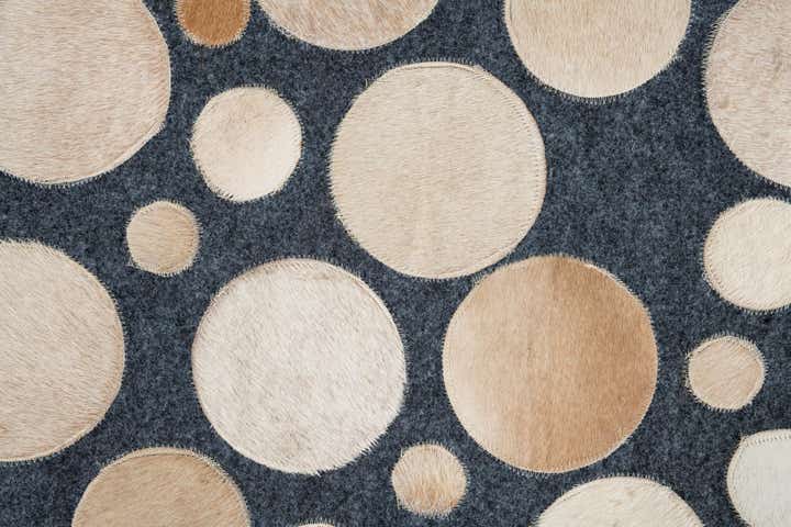 5' x 7' 5 Cowhide Leather Rug