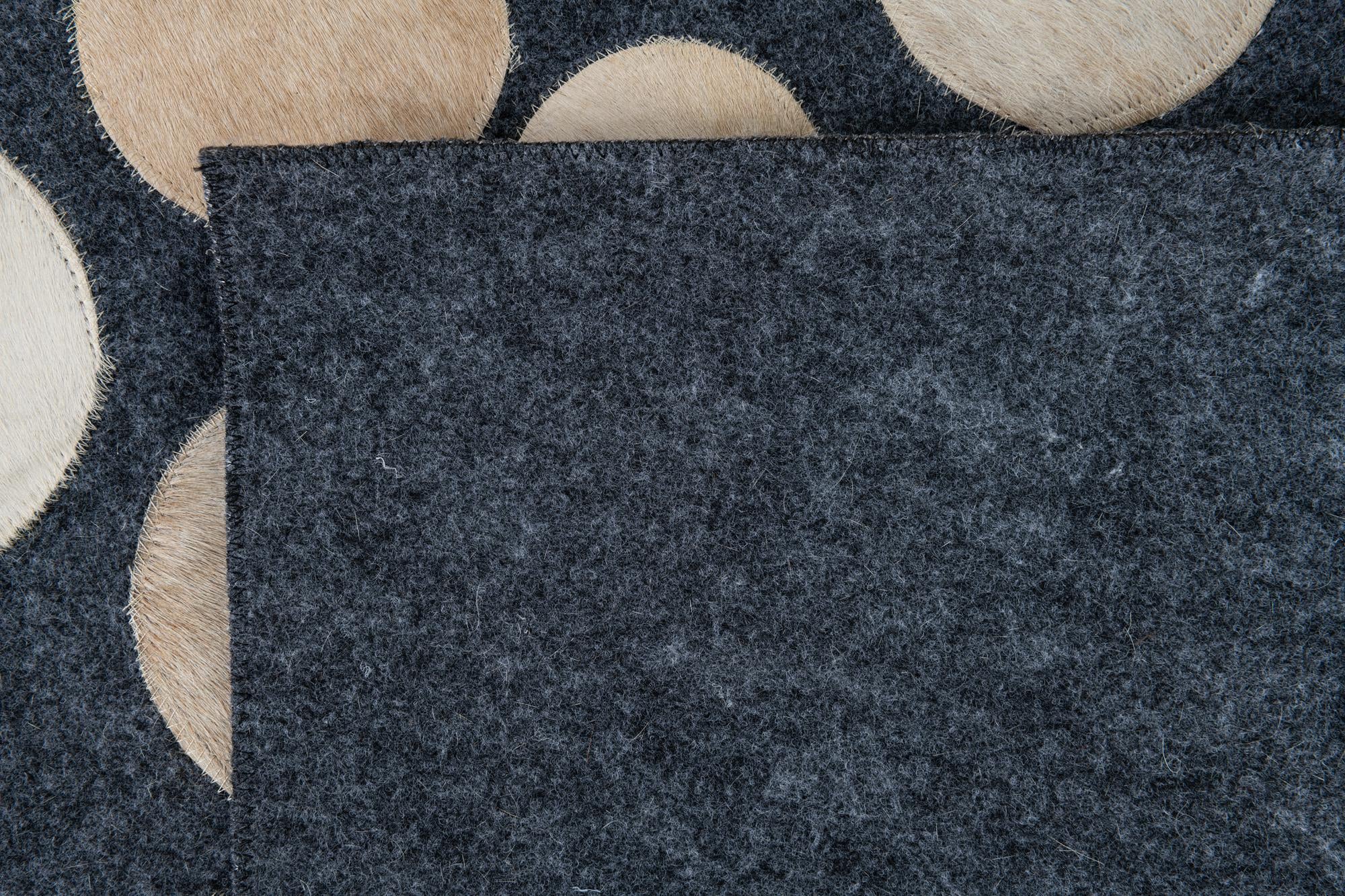 5' x 7' 5 Cowhide Leather Rug