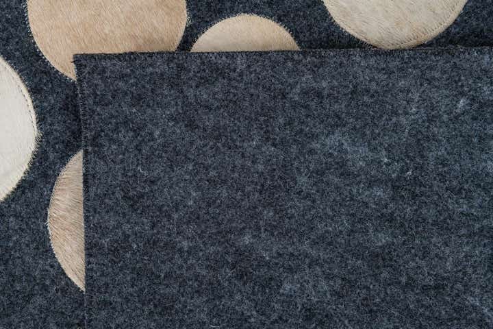 5' x 7' 5 Cowhide Leather Rug
