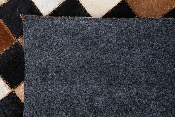 5' x 8' Cowhide Leather Rug