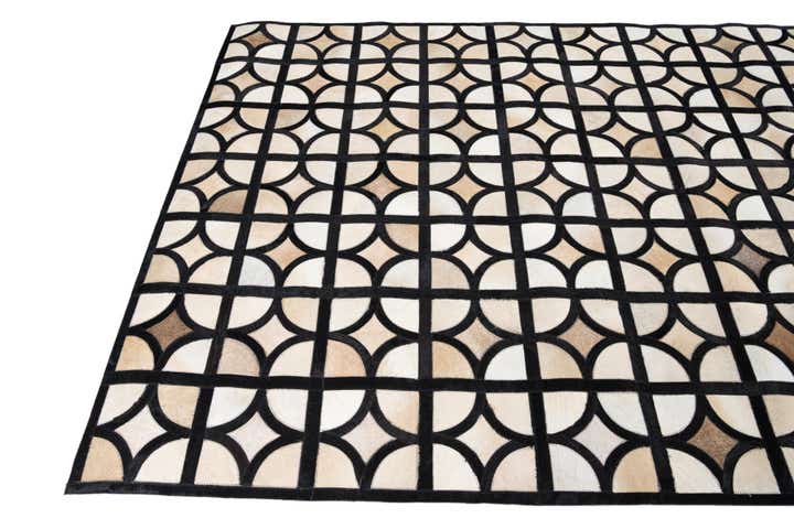 5' 2 x 8' Cowhide Leather Rug