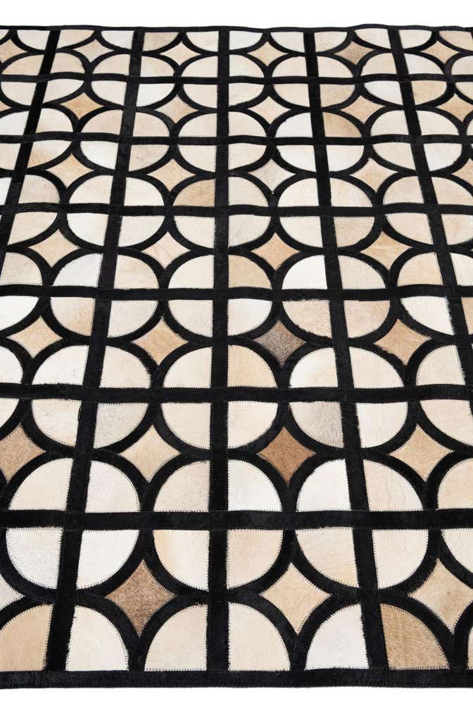 5' 2 x 8' Cowhide Leather Rug