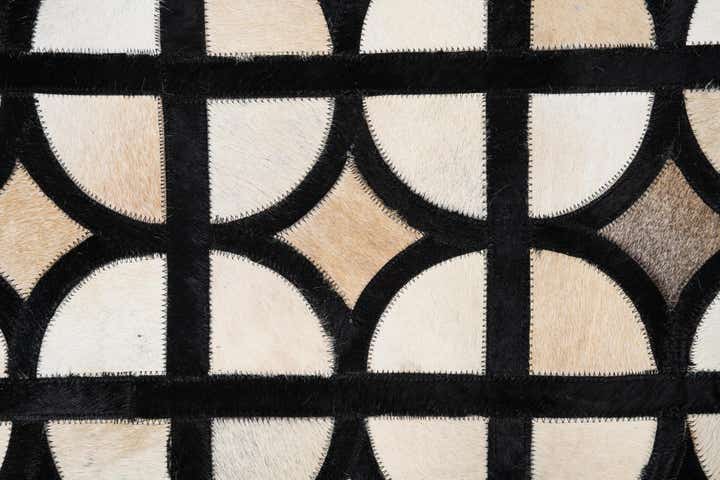 5' 2 x 8' Cowhide Leather Rug