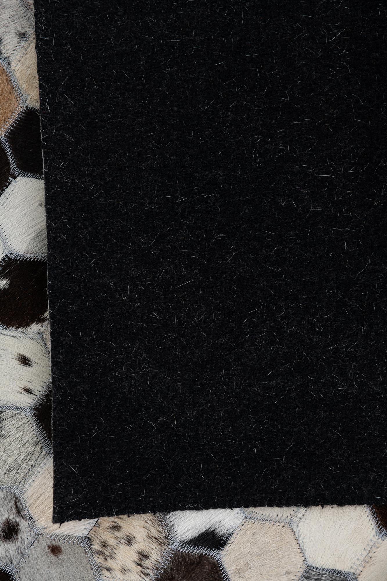 5' 2 x 8' Cowhide Leather Rug