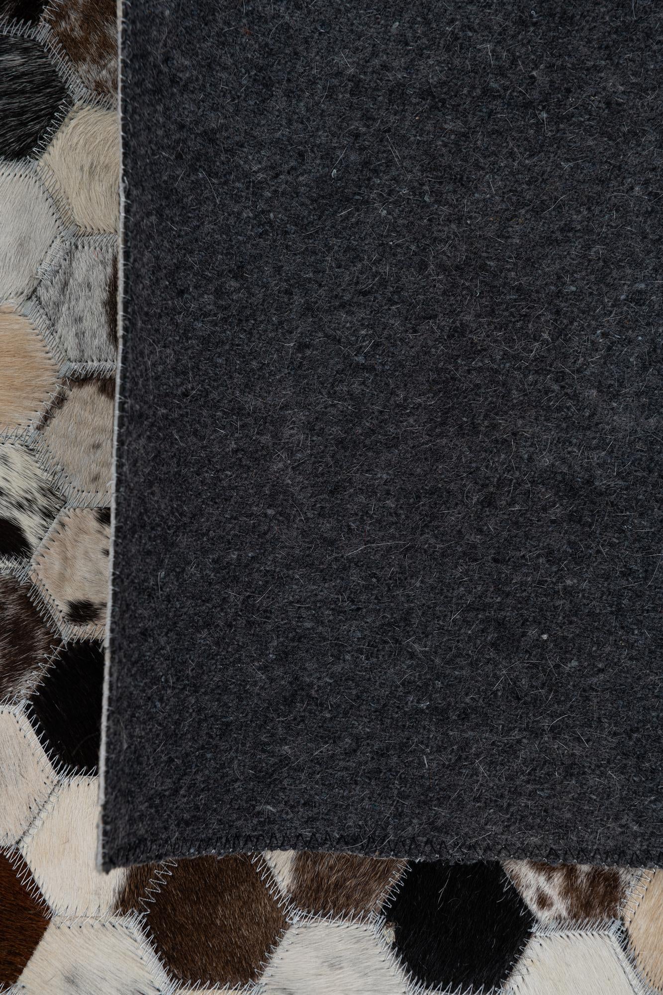 5' x 8' 1 Cowhide Leather Rug