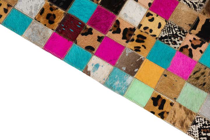 5' x 8' Cowhide Leather Rug