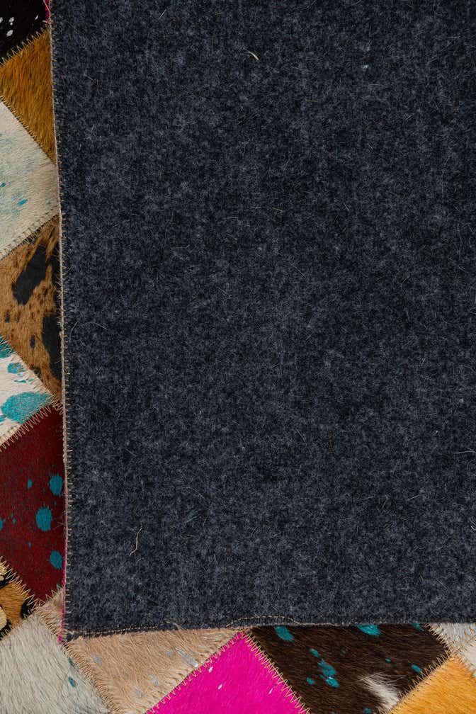 5' 1 x 8' Cowhide Leather Rug
