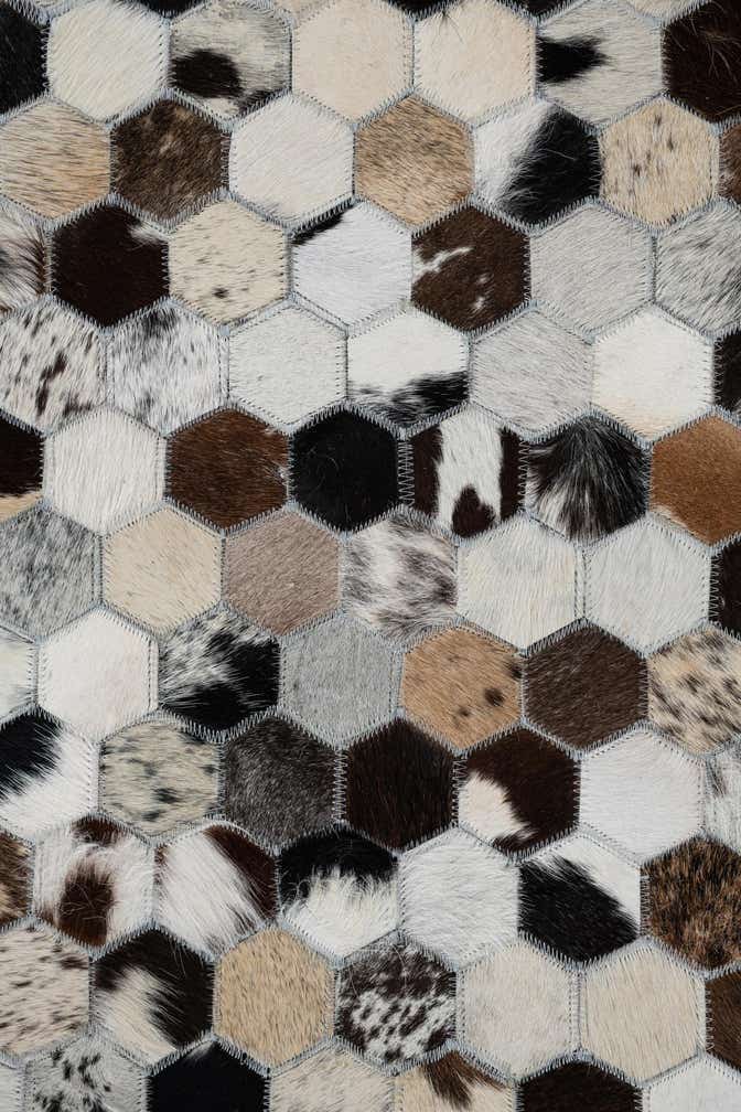 5' 1 x 8' Cowhide Leather Rug