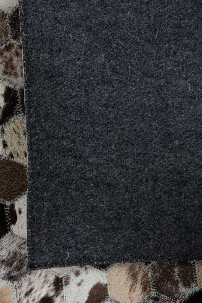 5' 1 x 8' Cowhide Leather Rug