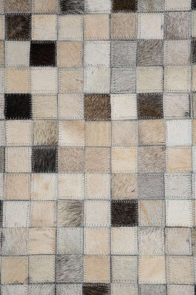 5' x 8' Cowhide Leather Rug