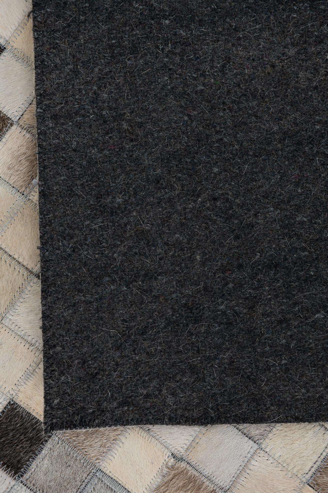 5' x 8' Cowhide Leather Rug