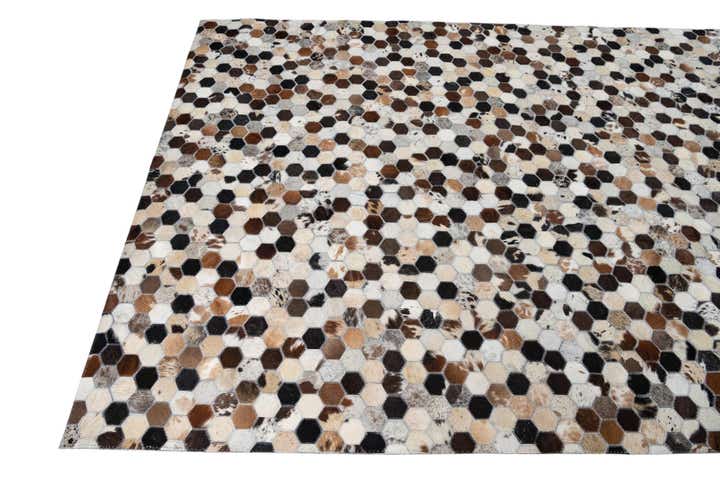 5' 1 x 7' 10 Cowhide Leather Rug