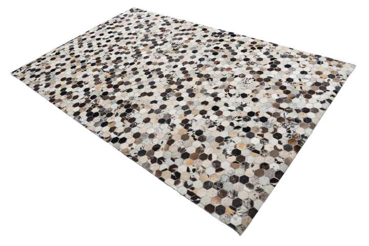 5' 1 x 8' Cowhide Leather Rug
