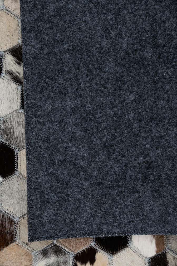 5' 1 x 8' Cowhide Leather Rug