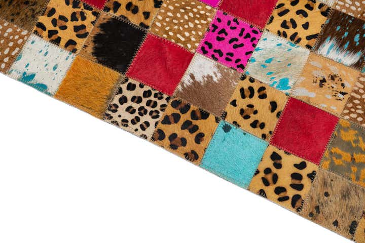 5' 1 x 8' Cowhide Leather Rug