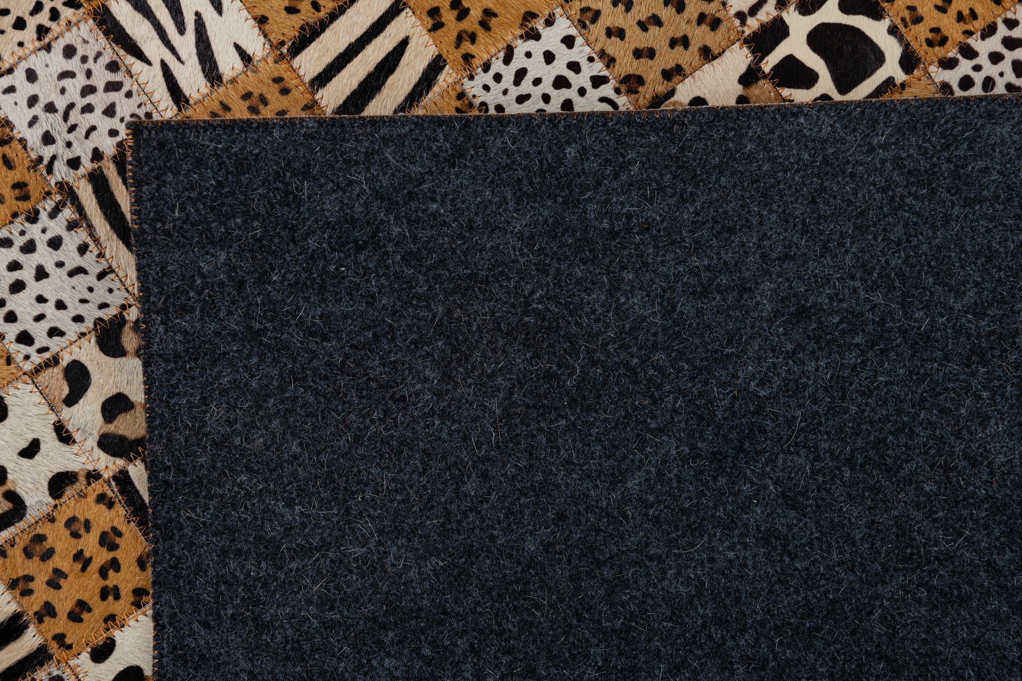 5' x 8' Cowhide Leather Rug