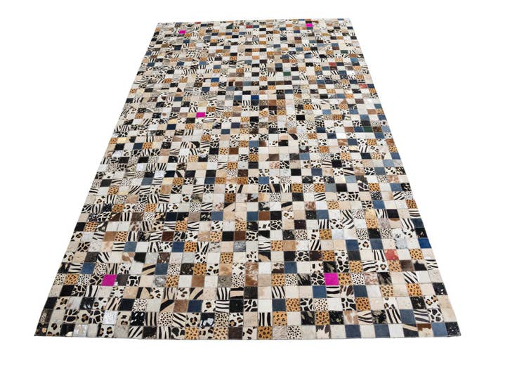 Detail image of 5' x 7' 10 Cowhide Leather Rug