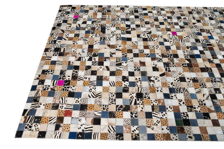 Detail image of 5' x 7' 10 Cowhide Leather Rug