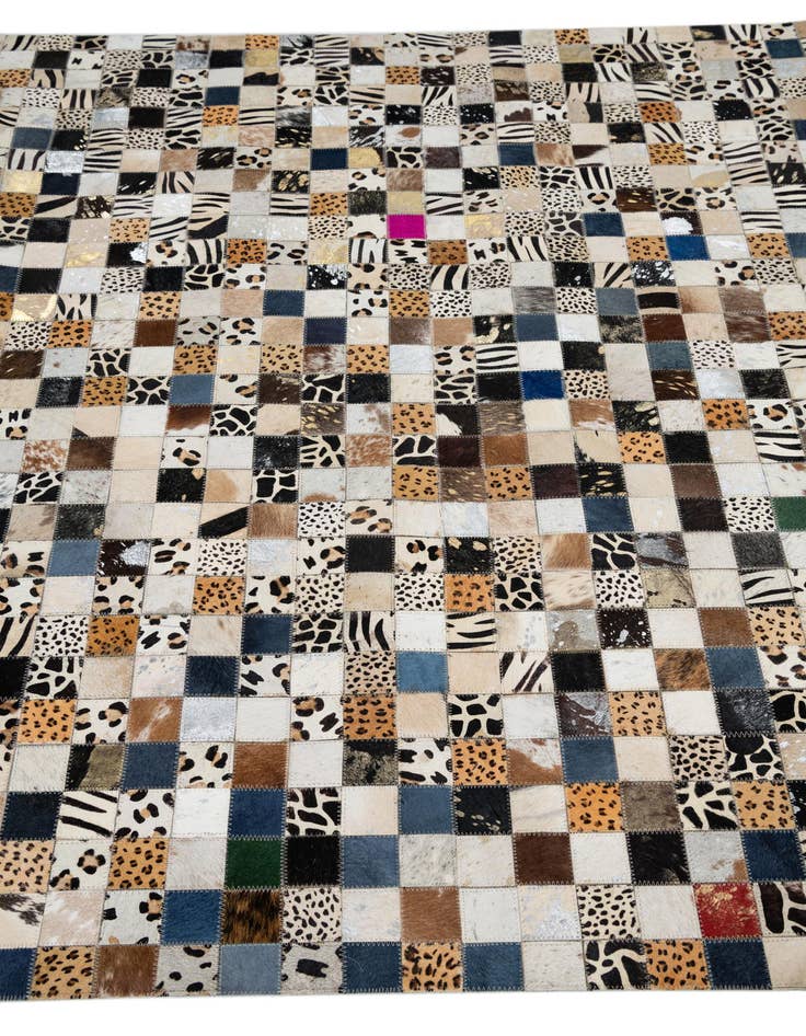 Detail image of 5' x 7' 10 Cowhide Leather Rug