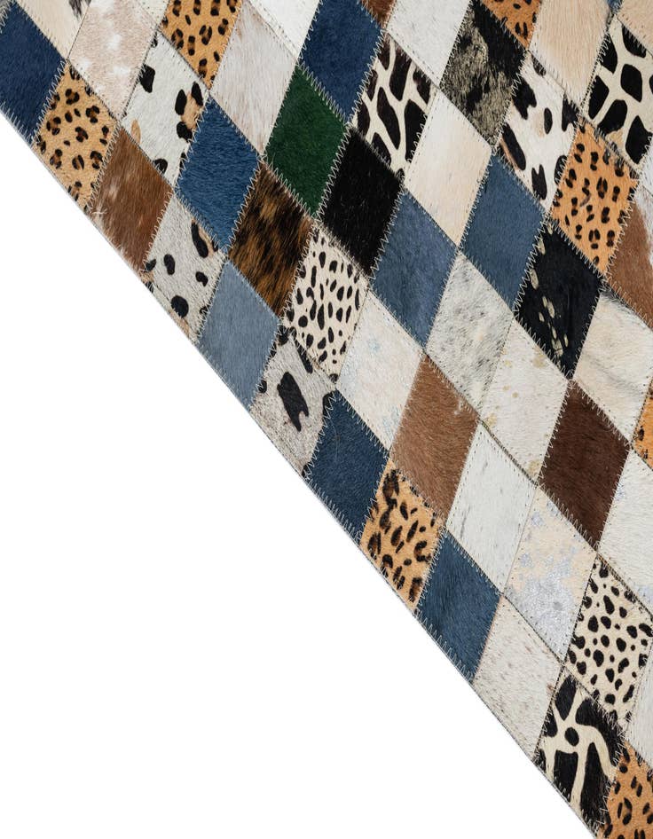 Detail image of 5' x 7' 10 Cowhide Leather Rug