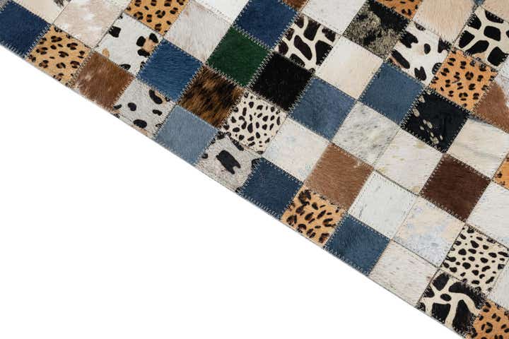 5' x 7' 10 Cowhide Leather Rug