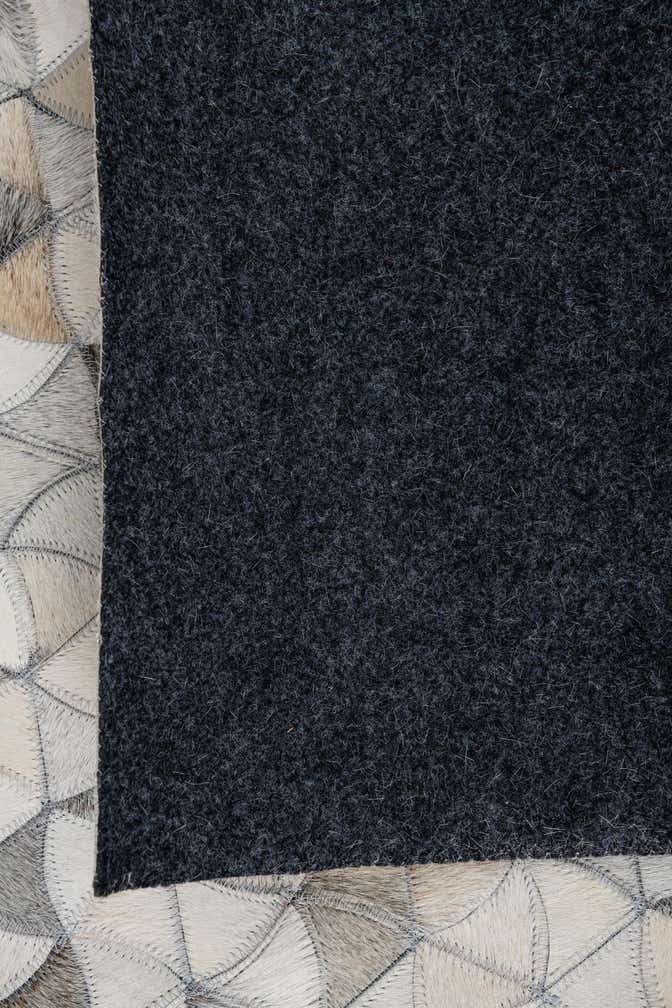 5' x 8' Cowhide Leather Rug