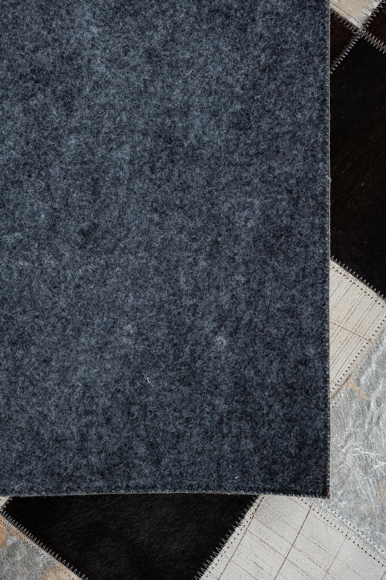 5' 2 x 8' Cowhide Leather Rug